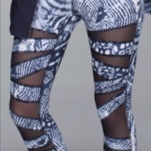 Lululemon Highest Times Wanderlust Legging